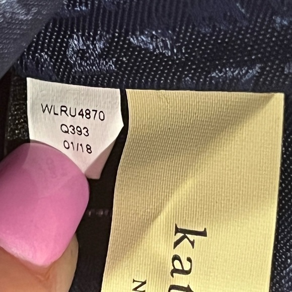 Authentic KATE SPADE Neda Market Street Accordion Wallet Blue EUC! - Picture 12 of 12